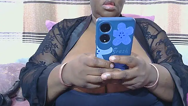 BustyyGoddess online show from 25, 11, 2025