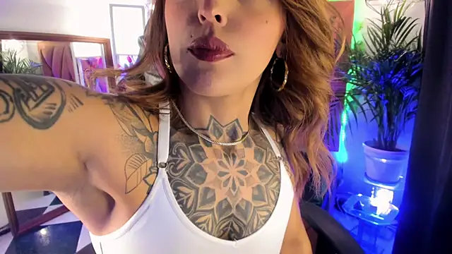 Snapshot of Megan_inked chatting on 30, 12, 2024 Megan inked online show from 30, 12, 2024