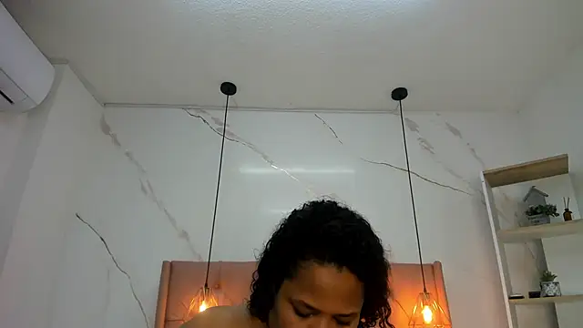 Belle Brunette online show from 13, 3, 2026