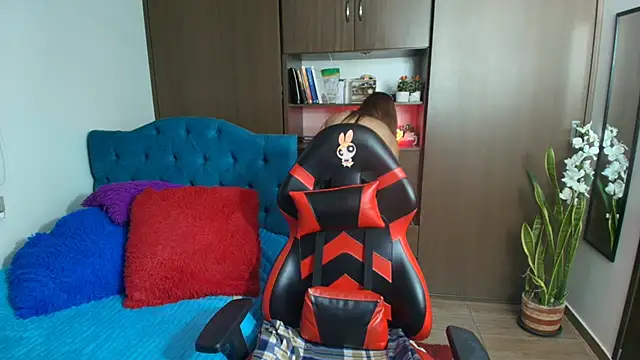 valeria teiku online show from 18, 12, 2025