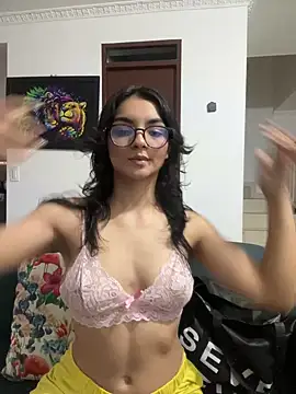 Snapshot of Cat2525 chatting on 12, 12, 2024 Cat2525 online show from 12, 12, 2024