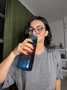 Snapshot of Cat2525 chatting on 5, 1, 2025 Cat2525 online show from 5, 1, 2025