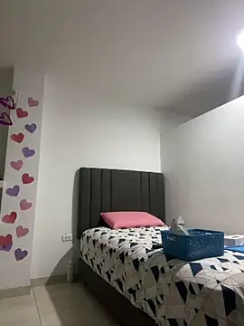 Snapshot of Cat2525 chatting on 27, 2, 2025 Cat2525 online show from 27, 2, 2025