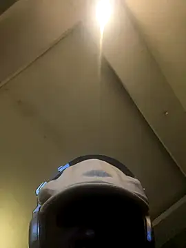 De maskedcouple online show from 6, 1, 2026