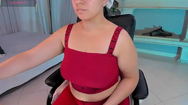 Snapshot of scarlet_miller1 chatting on 21, 3, 2025 scarlet miller1 online show from 21, 3, 2025