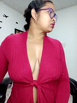Snapshot of chalohott chatting on 9, 9, 2025 chalohott online show from 9, 9, 2025