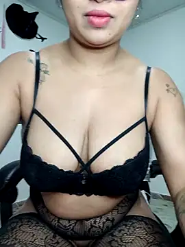 Snapshot of chalohott chatting on 12, 10, 2025 chalohott online show from 12, 10, 2025
