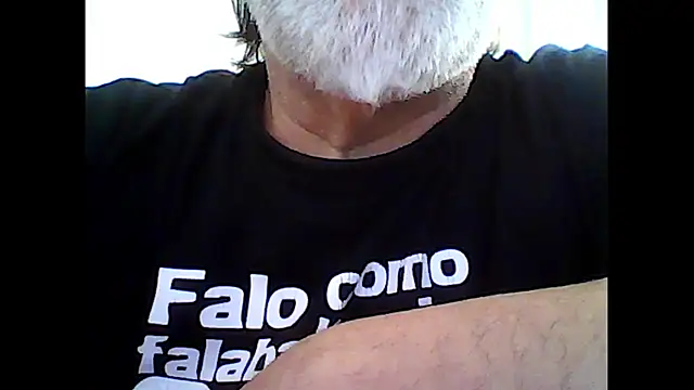Snapshot of xcimeru chatting on 6, 10, 2025 xcimeru online show from 6, 10, 2025