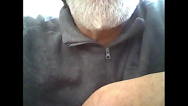 Snapshot of xcimeru chatting on 8, 10, 2025 xcimeru online show from 8, 10, 2025