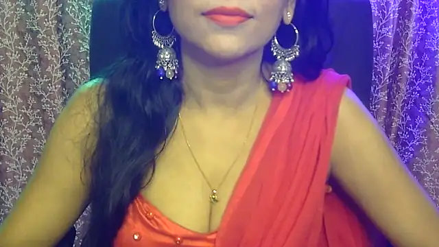 Snapshot of iam-moni2 chatting on 28, 10, 2025 iam-moni2 online show from 28, 10, 2025