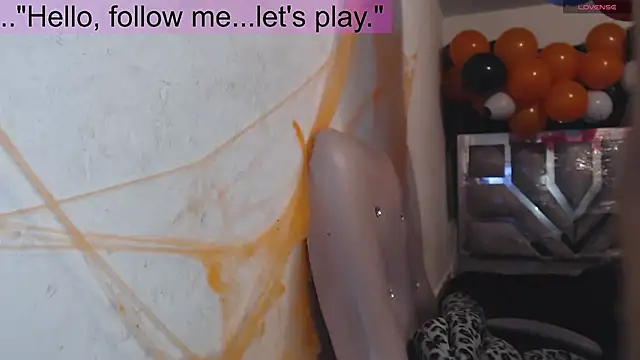 Snapshot of toxxxic_cams chatting on 1, 11, 2025 toxxxic cams online show from 1, 11, 2025