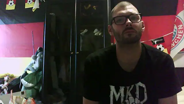 Die-geile-Sau online show from 18, 9, 2025