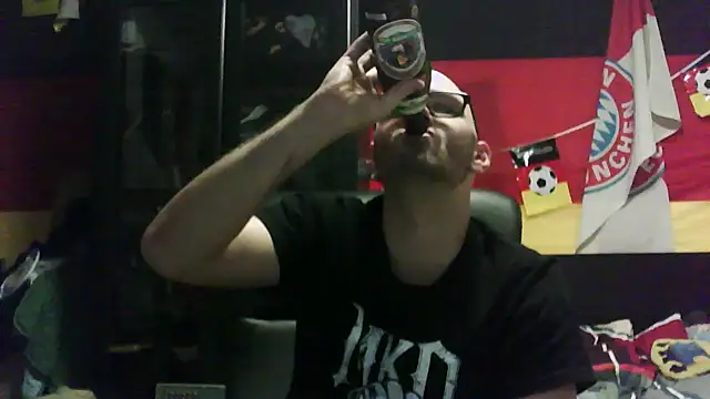 Die-geile-Sau online show from 25, 11, 2025