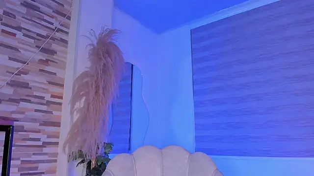 Vanesa novvoa online show from 9, 2, 2025