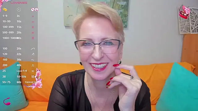 Snapshot of iamyourdream89 chatting on 12, 2, 2025 iamyourdream89 online show from 12, 2, 2025