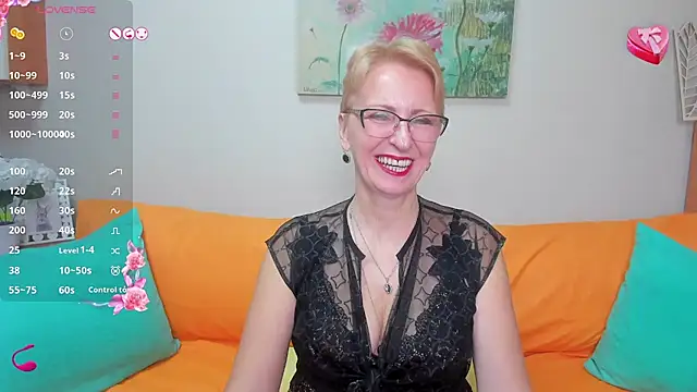 Snapshot of iamyourdream89 chatting on 13, 2, 2025 iamyourdream89 online show from 13, 2, 2025