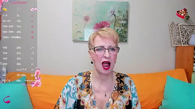 Snapshot of iamyourdream89 chatting on 18, 2, 2025 iamyourdream89 online show from 18, 2, 2025