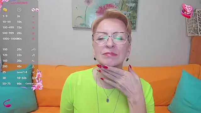 Snapshot of iamyourdream89 chatting on 21, 2, 2025 iamyourdream89 online show from 21, 2, 2025