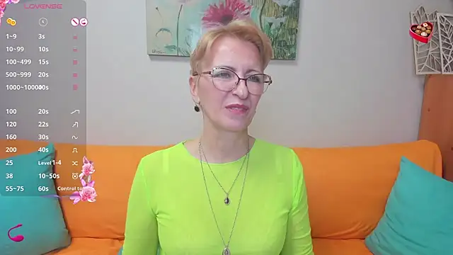 Snapshot of iamyourdream89 chatting on 21, 2, 2025 iamyourdream89 online show from 21, 2, 2025