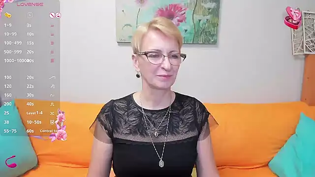 Snapshot of iamyourdream89 chatting on 27, 2, 2025 iamyourdream89 online show from 27, 2, 2025