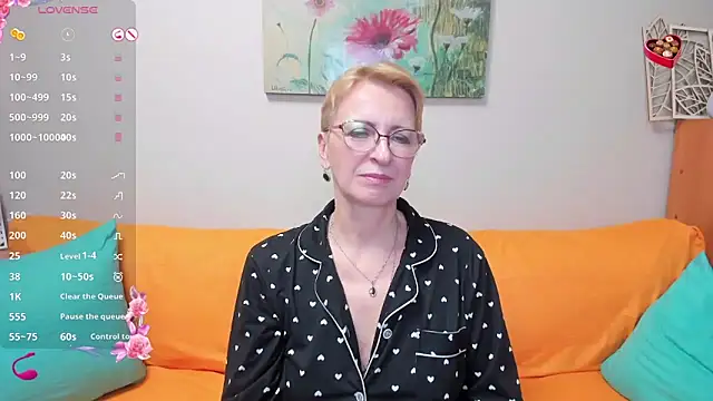 Snapshot of iamyourdream89 chatting on 5, 3, 2025 iamyourdream89 online show from 5, 3, 2025