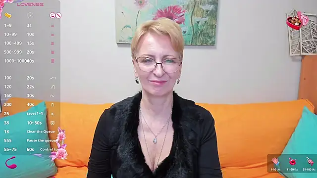 Snapshot of iamyourdream89 chatting on 6, 3, 2025 iamyourdream89 online show from 6, 3, 2025