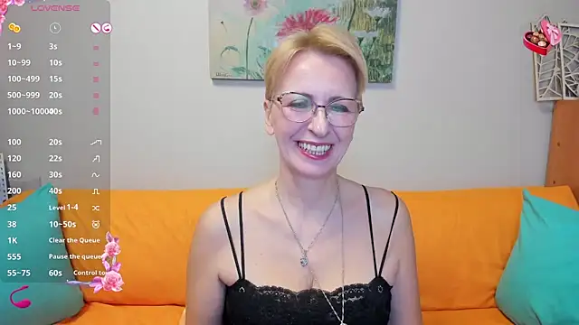 Snapshot of iamyourdream89 chatting on 11, 3, 2025 iamyourdream89 online show from 11, 3, 2025