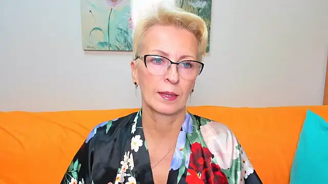 Snapshot of iamyourdream89 chatting on 12, 9, 2025 iamyourdream89 online show from 12, 9, 2025