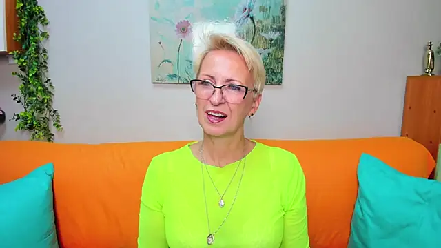 Snapshot of iamyourdream89 chatting on 15, 9, 2025 iamyourdream89 online show from 15, 9, 2025