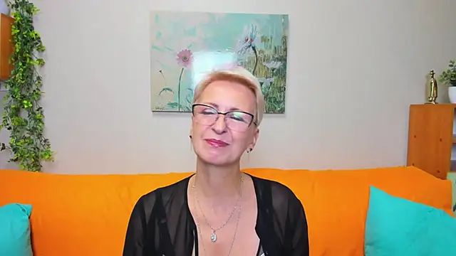 Snapshot of iamyourdream89 chatting on 18, 9, 2025 iamyourdream89 online show from 18, 9, 2025