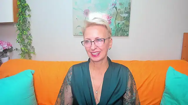 Snapshot of iamyourdream89 chatting on 28, 9, 2025 iamyourdream89 online show from 28, 9, 2025