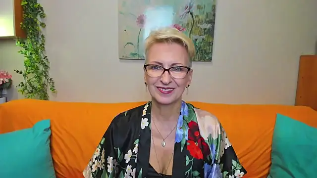 Snapshot of iamyourdream89 chatting on 1, 12, 2025 iamyourdream89 online show from 1, 12, 2025