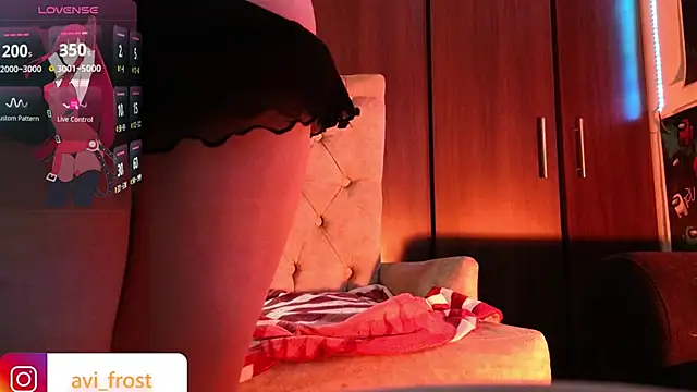 avi frost online show from 16, 9, 2025