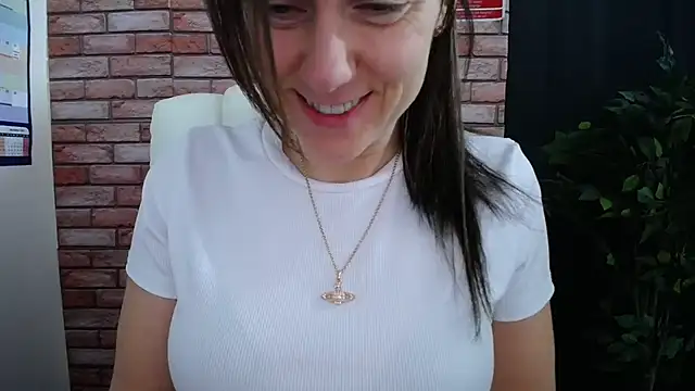 Snapshot of HarleyRebz chatting on 2, 12, 2025 HarleyRebz online show from 2, 12, 2025