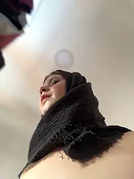 Snapshot of naughty__angel chatting on 24, 12, 2024 naughty angel online show from 24, 12, 2024