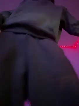 Toyjungee online show from 7, 2, 2025