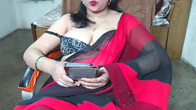 Cute Mahi22 online show from 10, 4, 2026