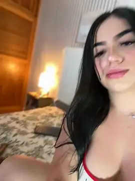 nicolette sweet  online show from 29, 5, 2026