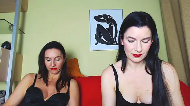 Snapshot of BDSMStars chatting on 10, 1, 2025 BDSMStars online show from 10, 1, 2025