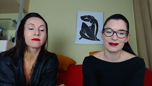 Snapshot of BDSMStars chatting on 4, 10, 2025 BDSMStars online show from 4, 10, 2025