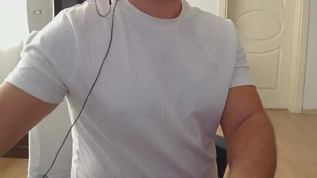 Snapshot of ByDeviL chatting on 5, 10, 2025 ByDeviL online show from 5, 10, 2025