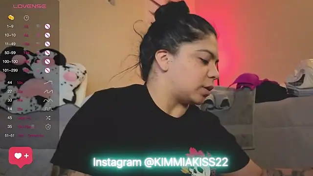 Snapshot of kimmiakiss22 chatting on 8, 2, 2025 kimmiakiss22 online show from 8, 2, 2025