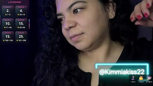 Snapshot of kimmiakiss22 chatting on 14, 10, 2025 kimmiakiss22 online show from 14, 10, 2025