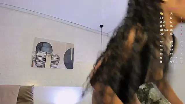 Snapshot of amatiista_12 chatting on 25, 2, 2025 amatiista 12 online show from 25, 2, 2025