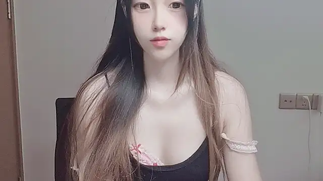 VaerySaenz online show from 10, 11, 2025