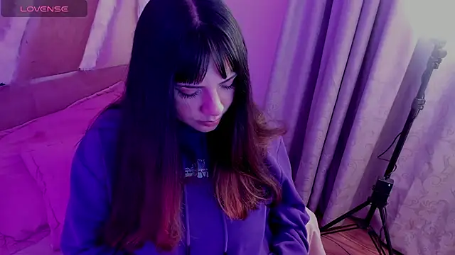 xhinata hyugax online show from 5, 3, 2026