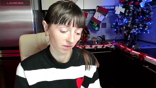 TayanaJons online show from 3, 12, 2024