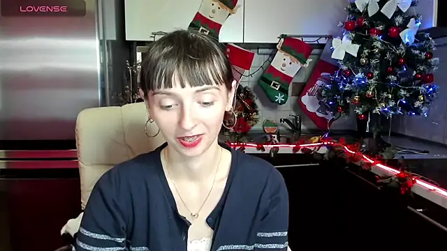 TayanaJons online show from 3, 12, 2024