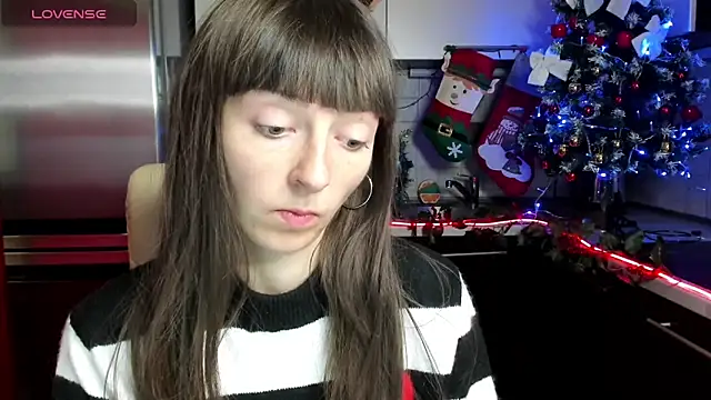 TayanaJons online show from 6, 12, 2024