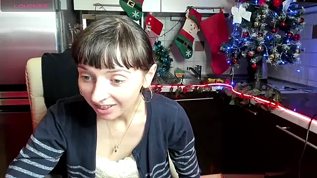 TayanaJons online show from 10, 12, 2024